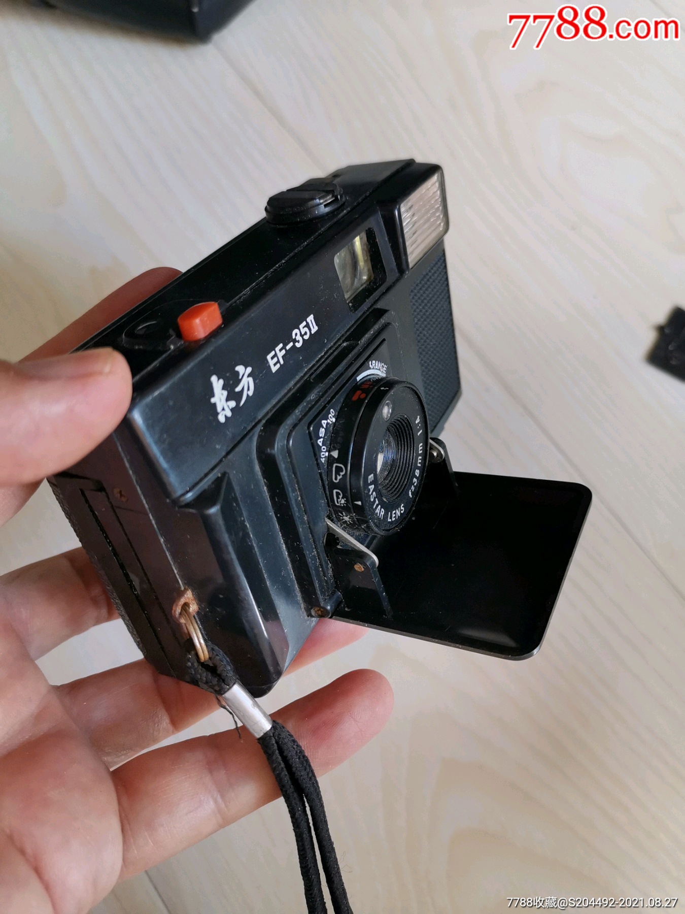 东方ef35老式胶卷照相机天津照相机总厂没有胶卷无法试机电池仓触簧有