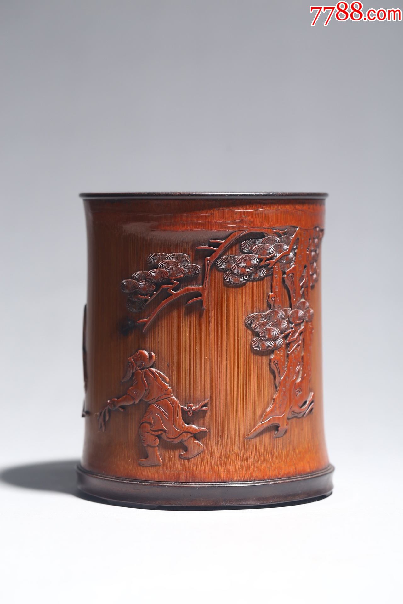 5品99名家款人物故事竹雕笔筒￥2,0009.