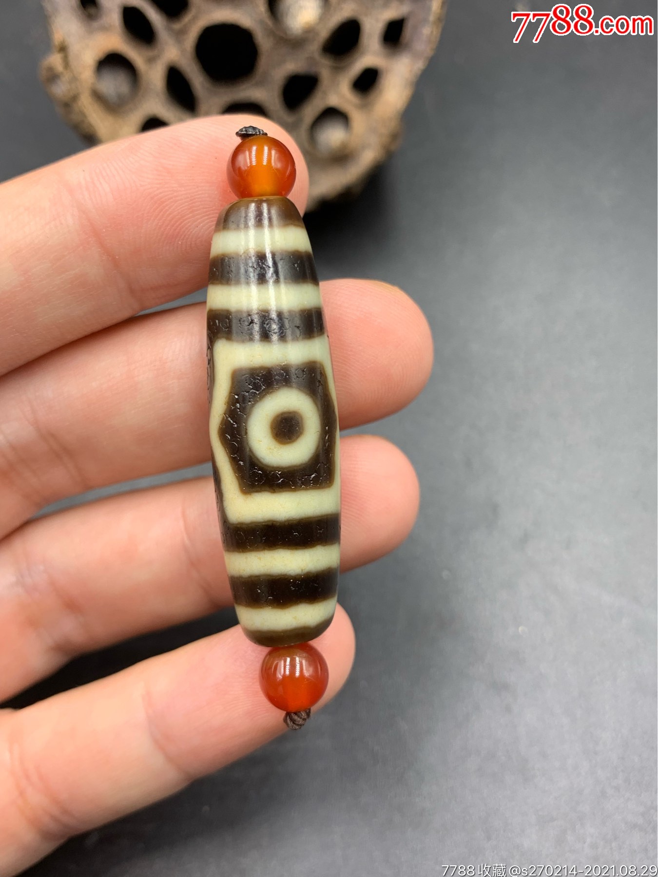 三眼天珠,醇厚包浆,马蹄纹