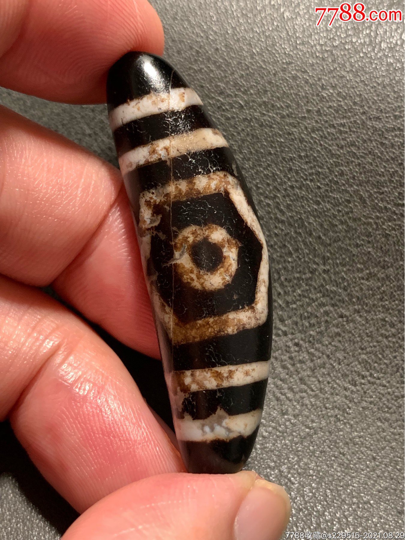 藏传弯月三眼大天珠50515115毫米