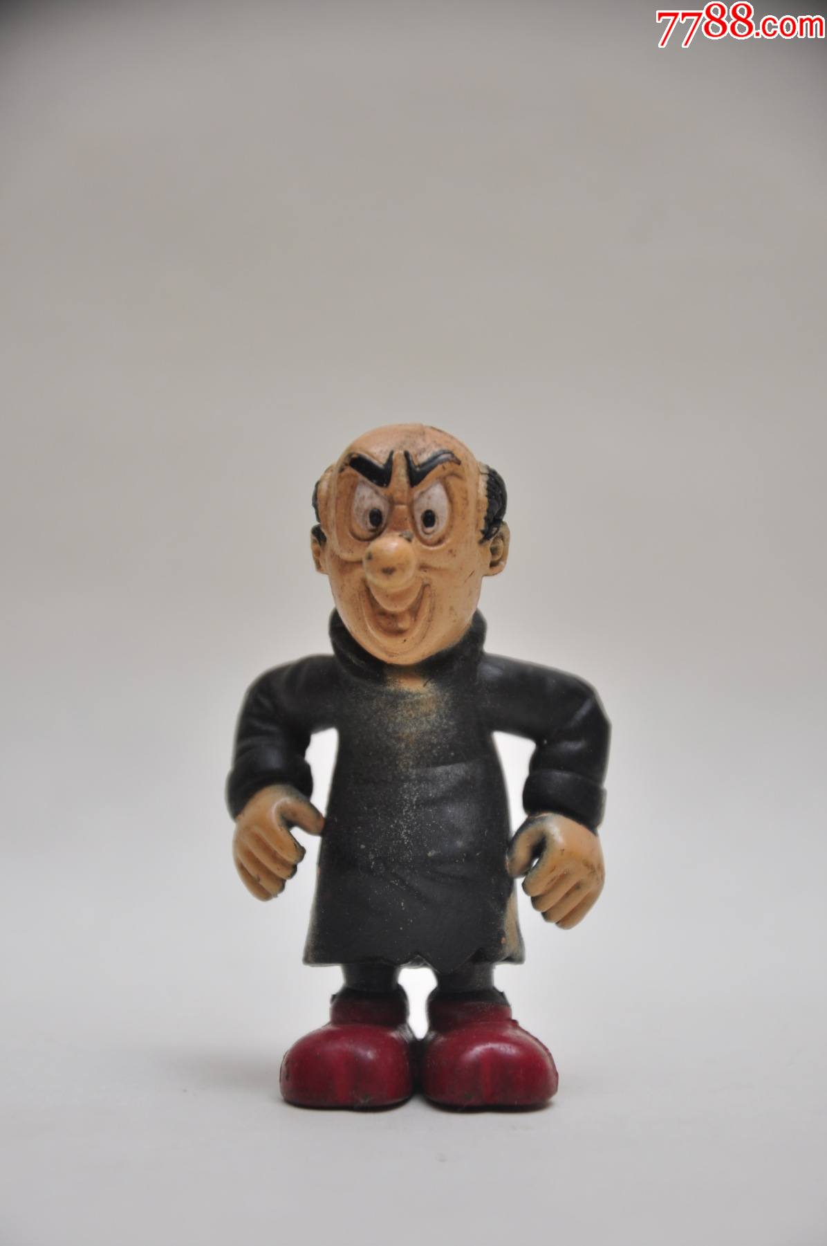 蓝精灵动画人物格格巫