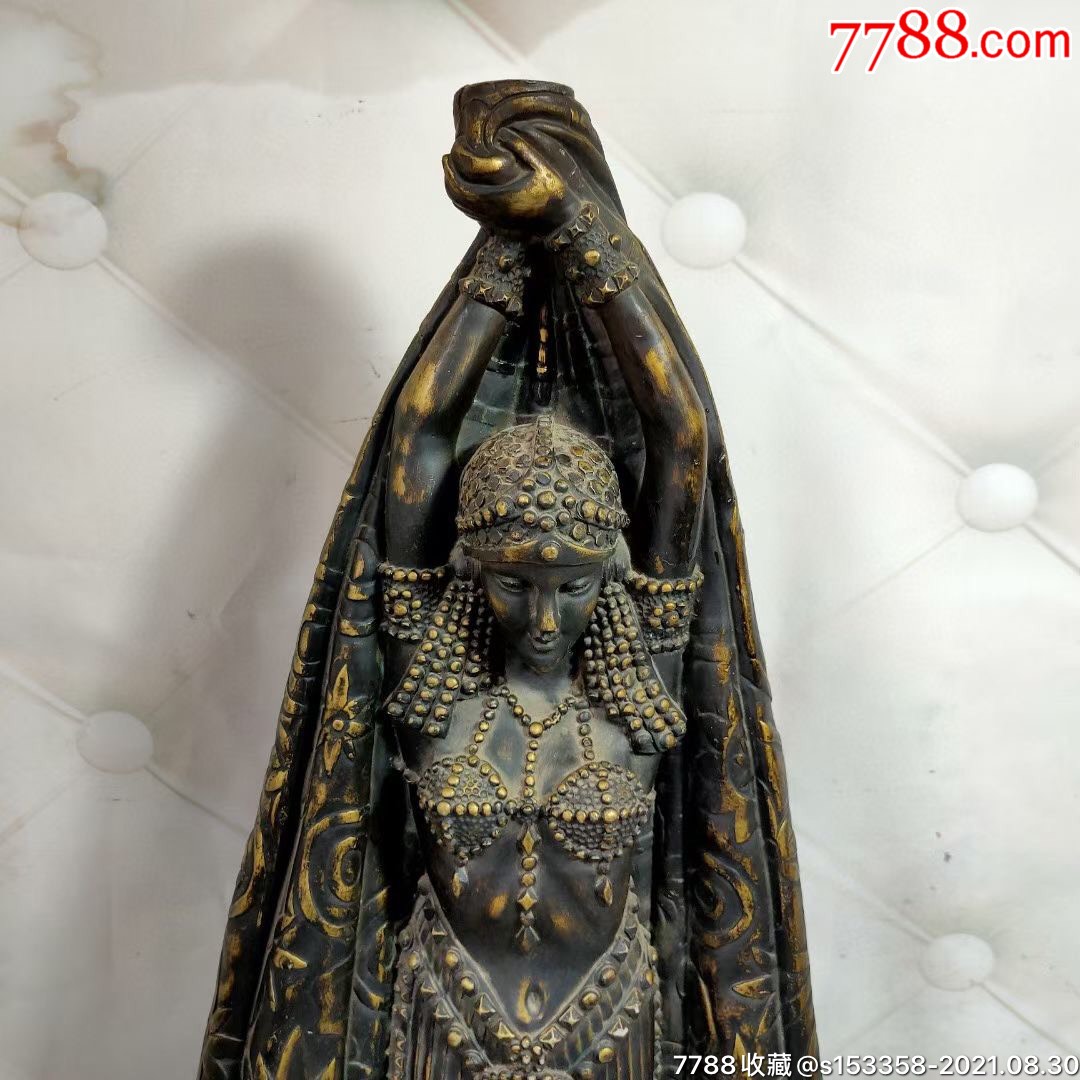 埃及女法老神像