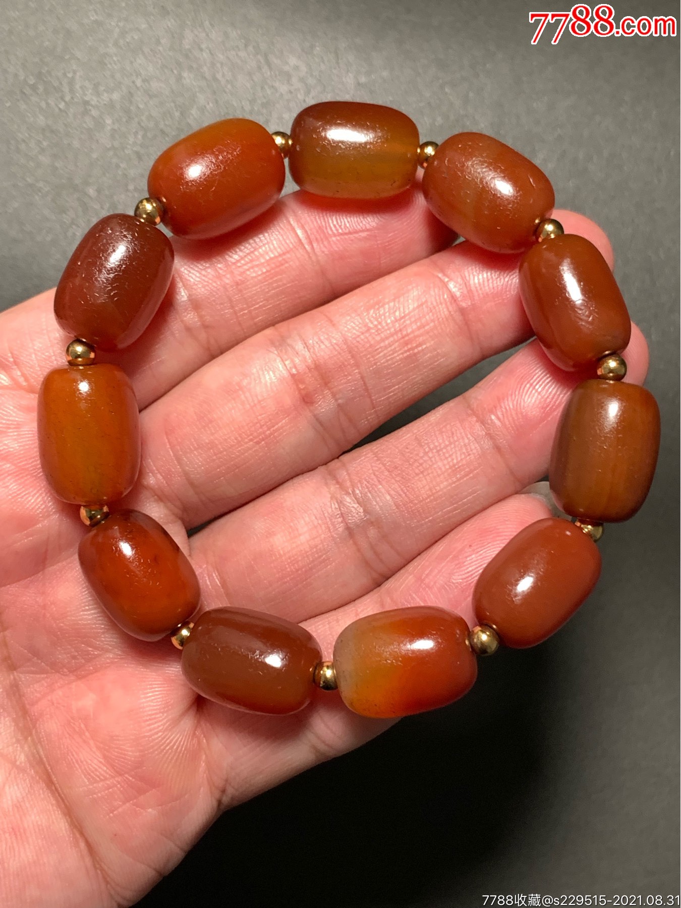 藏传枣形桶珠手串11颗