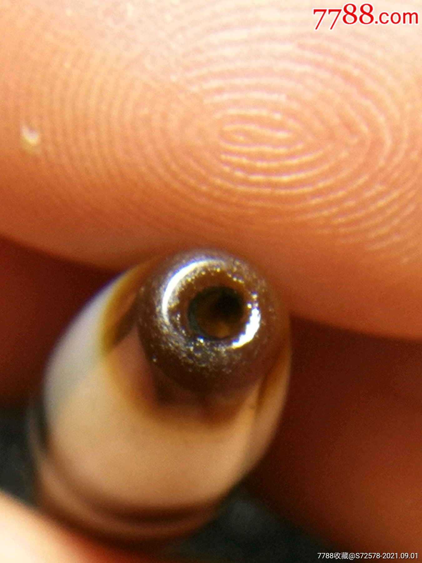 清代缠丝玛瑙管珠