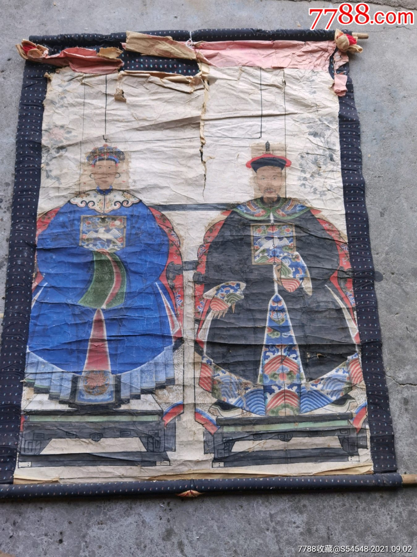 清代当官两夫妻画像110x80cm