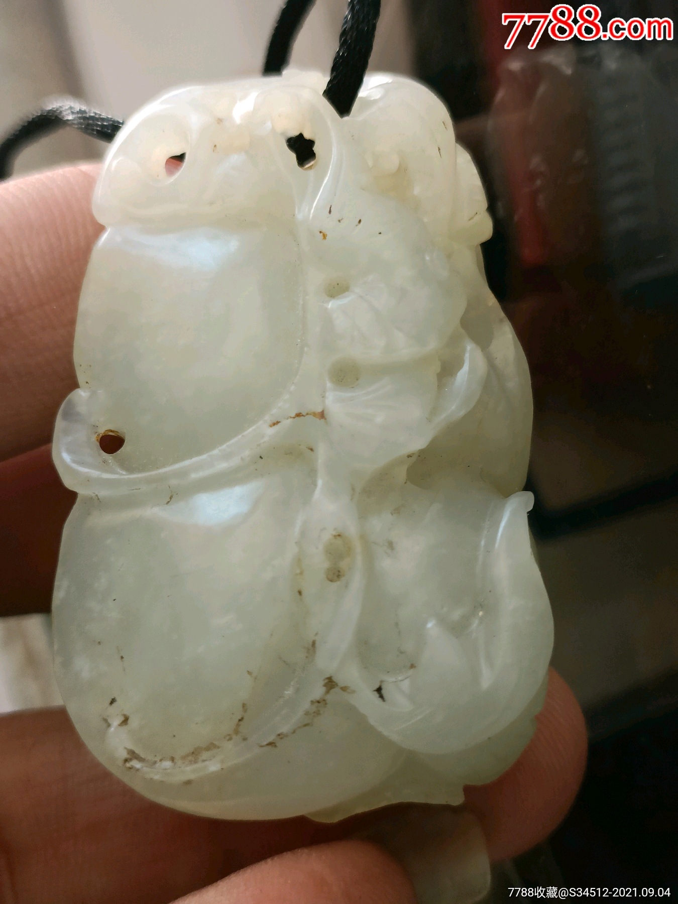 漂亮和田玉老玉挂件