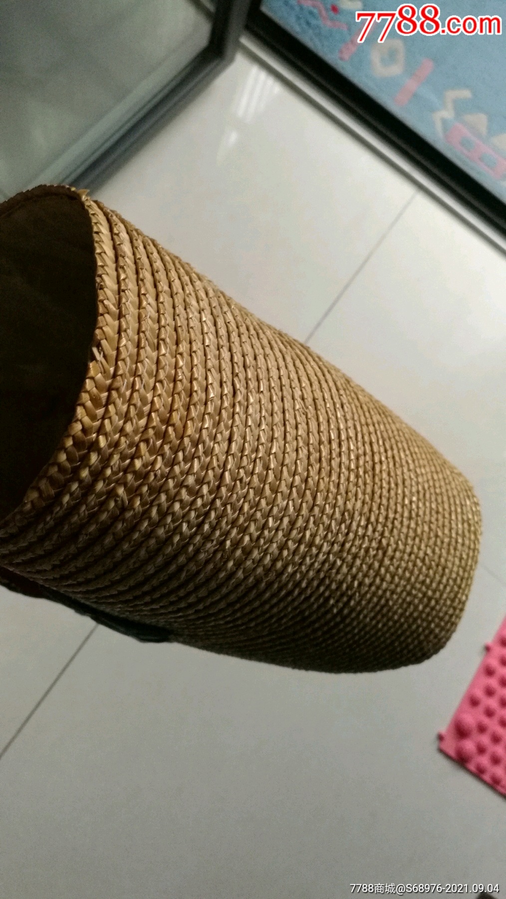 70年代草编提篮菜篮子非常漂亮时代感强可做影视道具怀旧摆设难得的