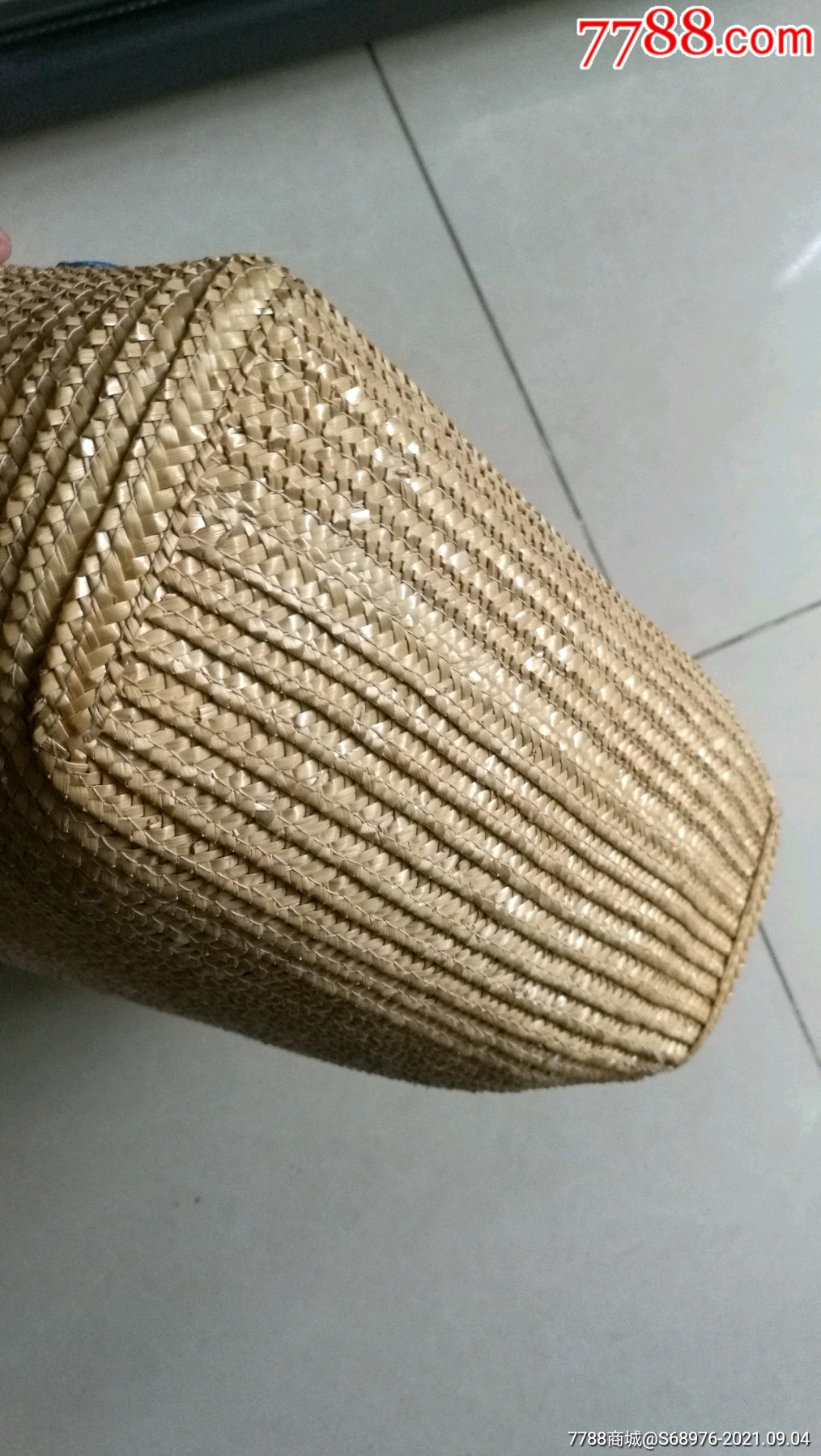 70年代草编提篮菜篮子非常漂亮时代感强可做影视道具怀旧摆设难得的