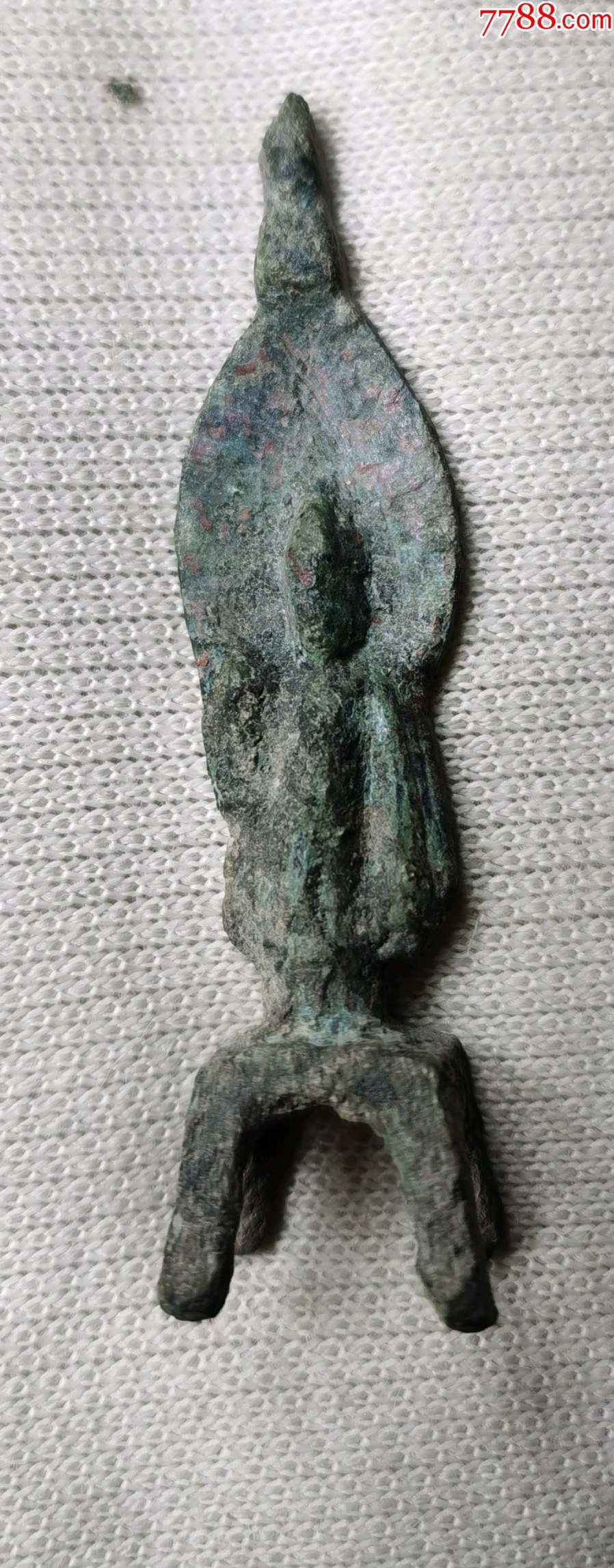 板凳佛一尊