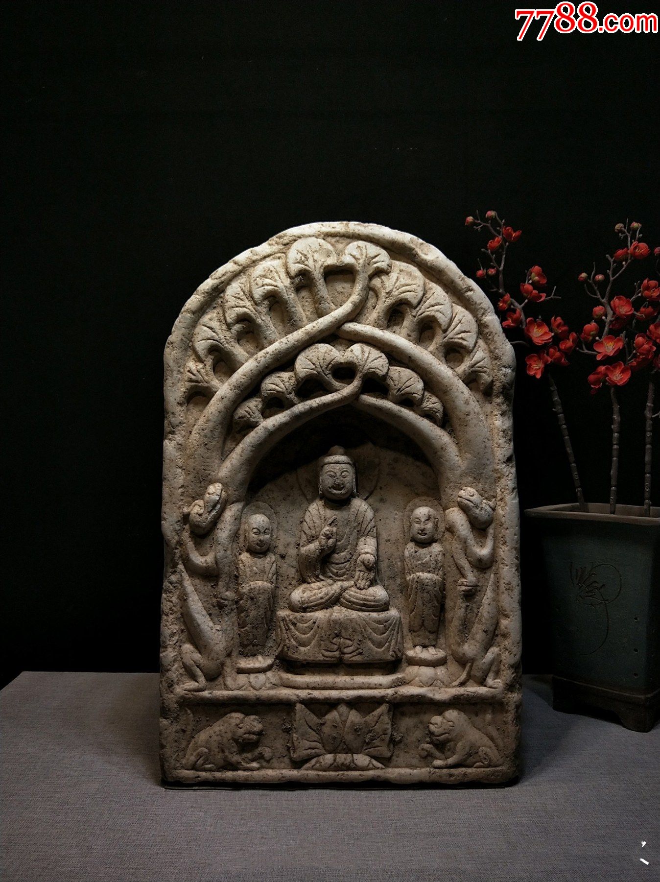 汉白玉精美佛龛