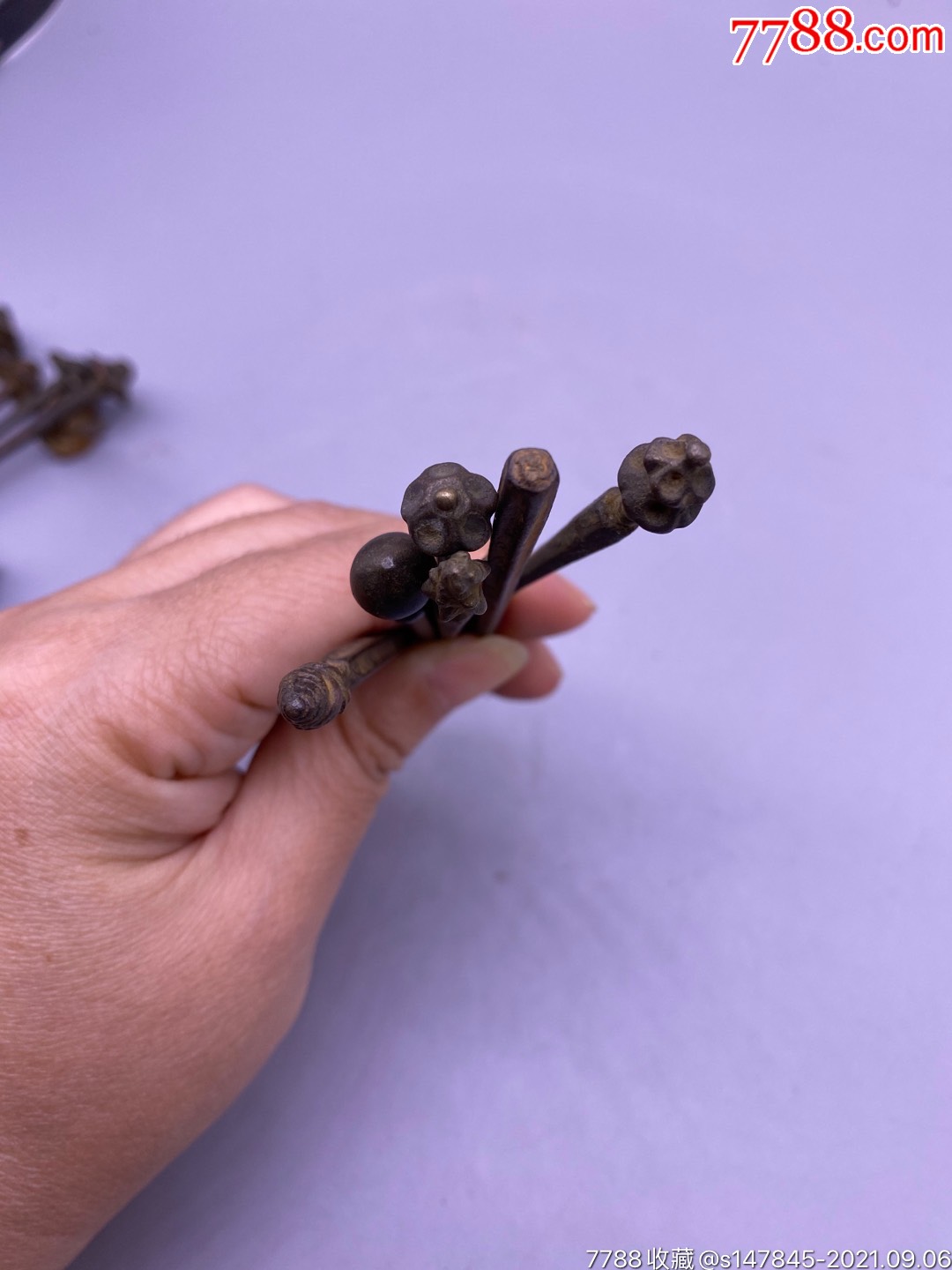 宋代铜簪子11支,尺寸6.3-11.3厘米,品相如图,500包快递