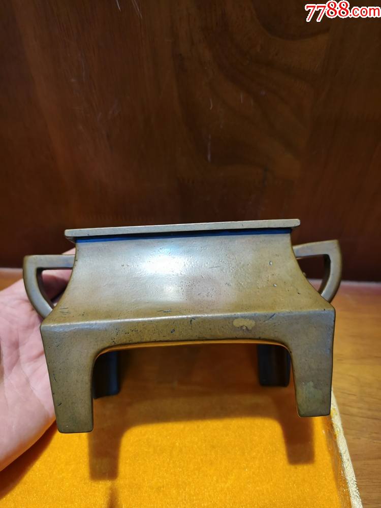 精品文玩.清代案台双耳老铜香炉.