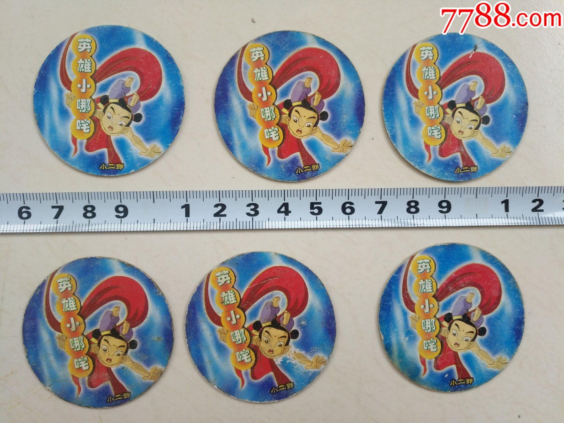 圆卡英雄小哪咤6张