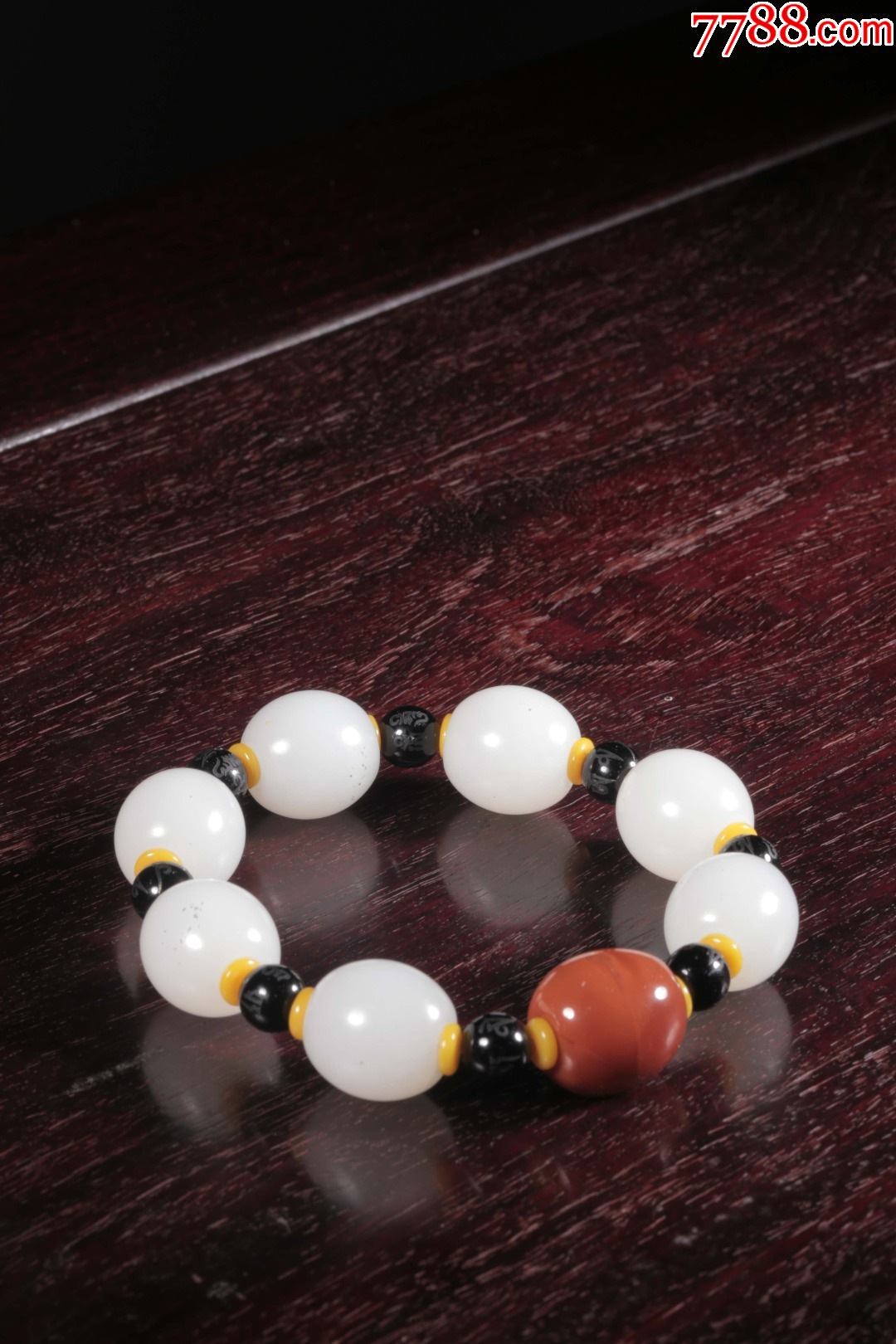 新疆和田白玉籽料手串asy55f