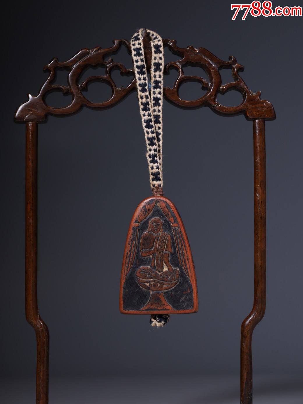 雷击木松树佛纹挂牌a84s12f