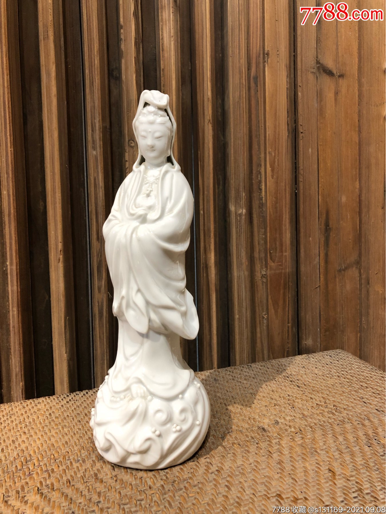 七八十年代仿何朝宗款渡海观音