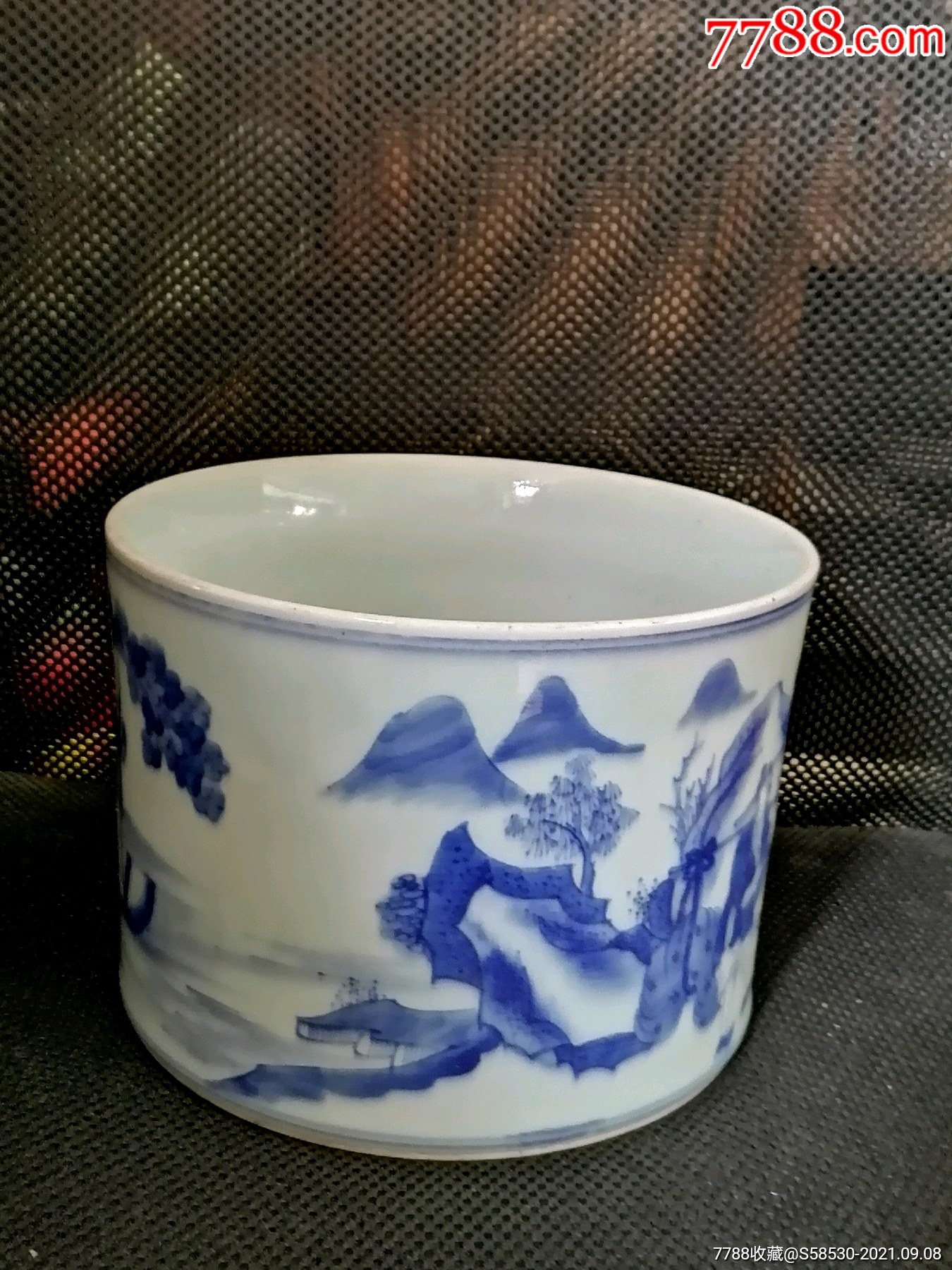 瓷青花笔筒