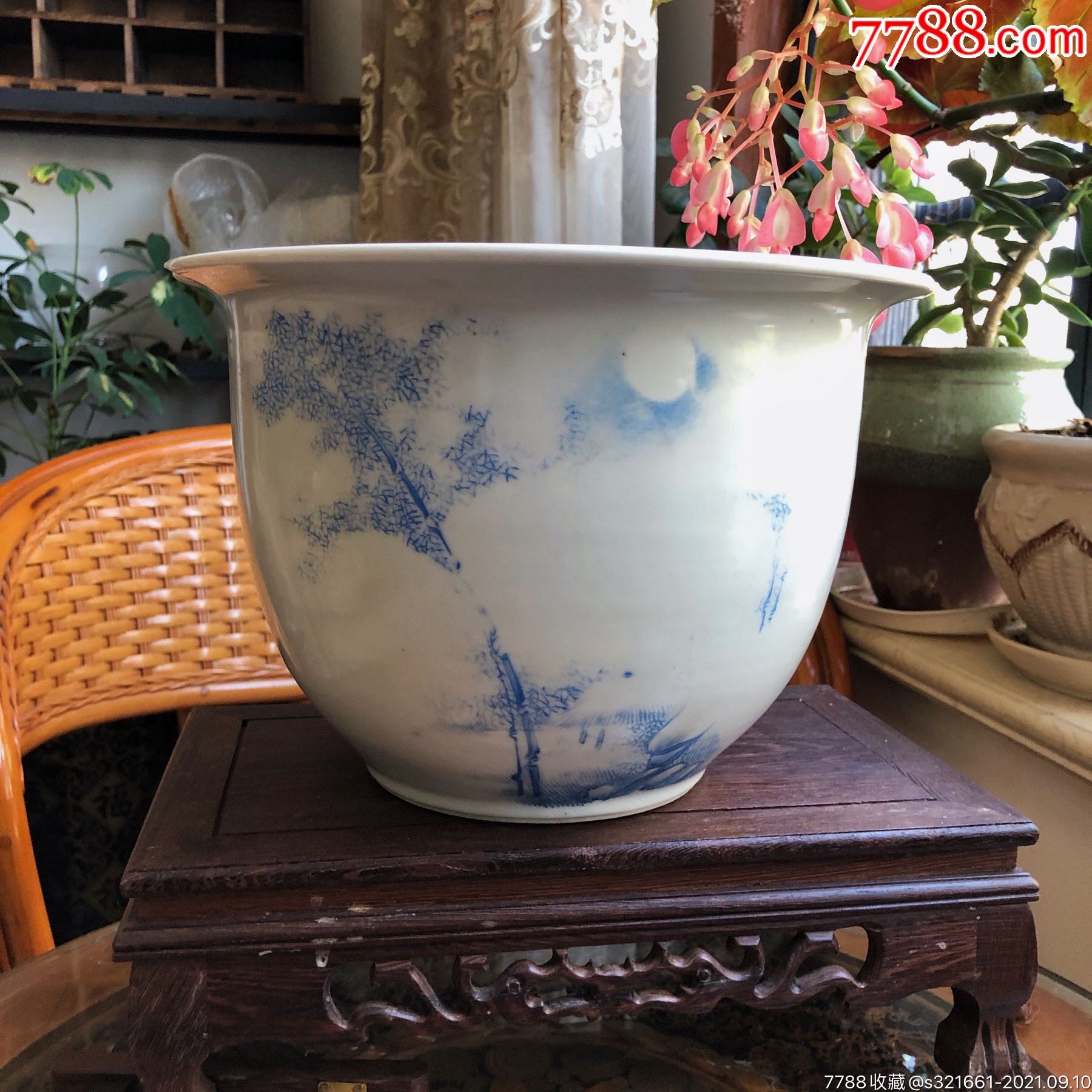 民国大号名家蓝料彩粉彩花盆