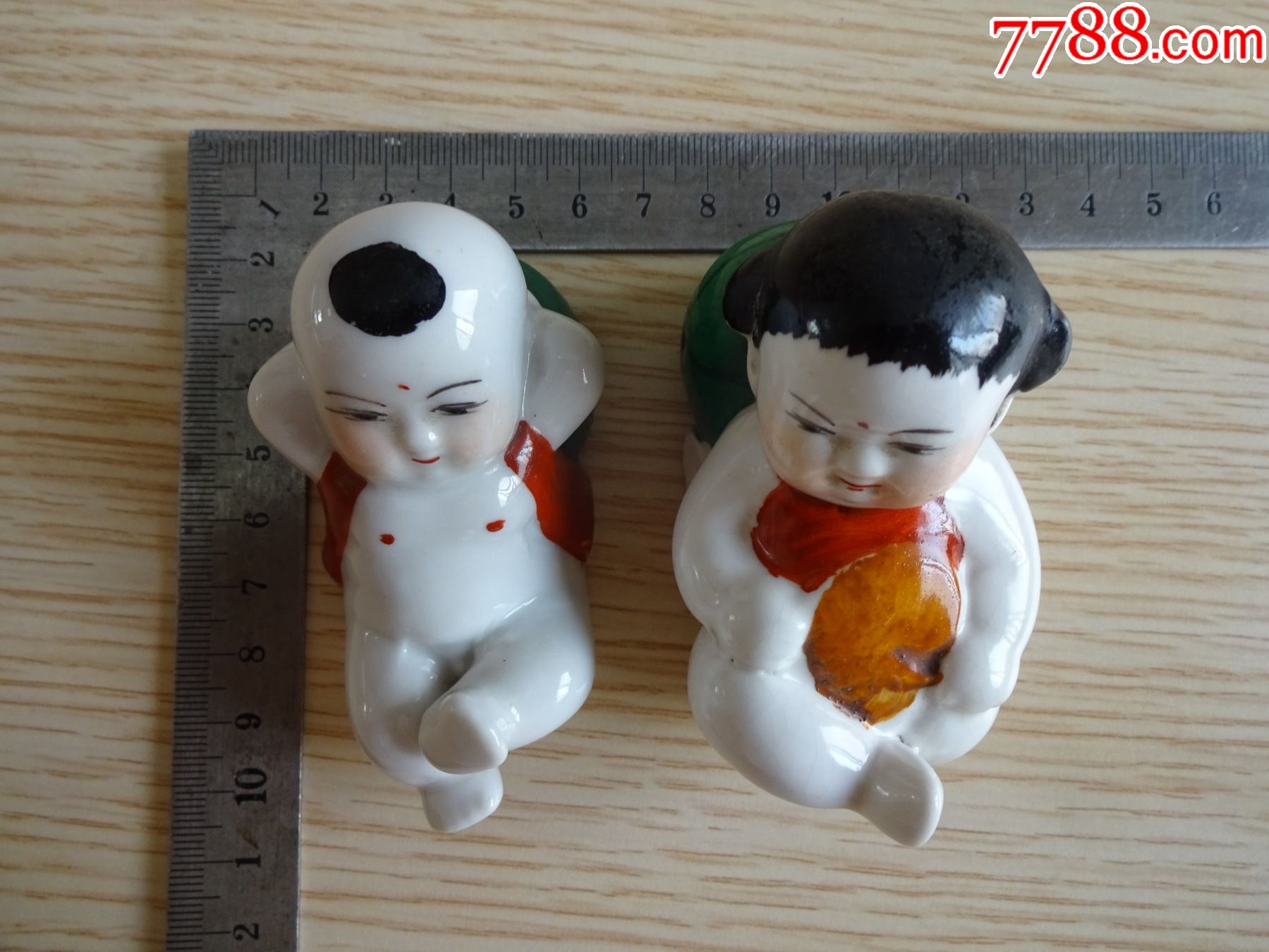 童男童女小瓷人一对