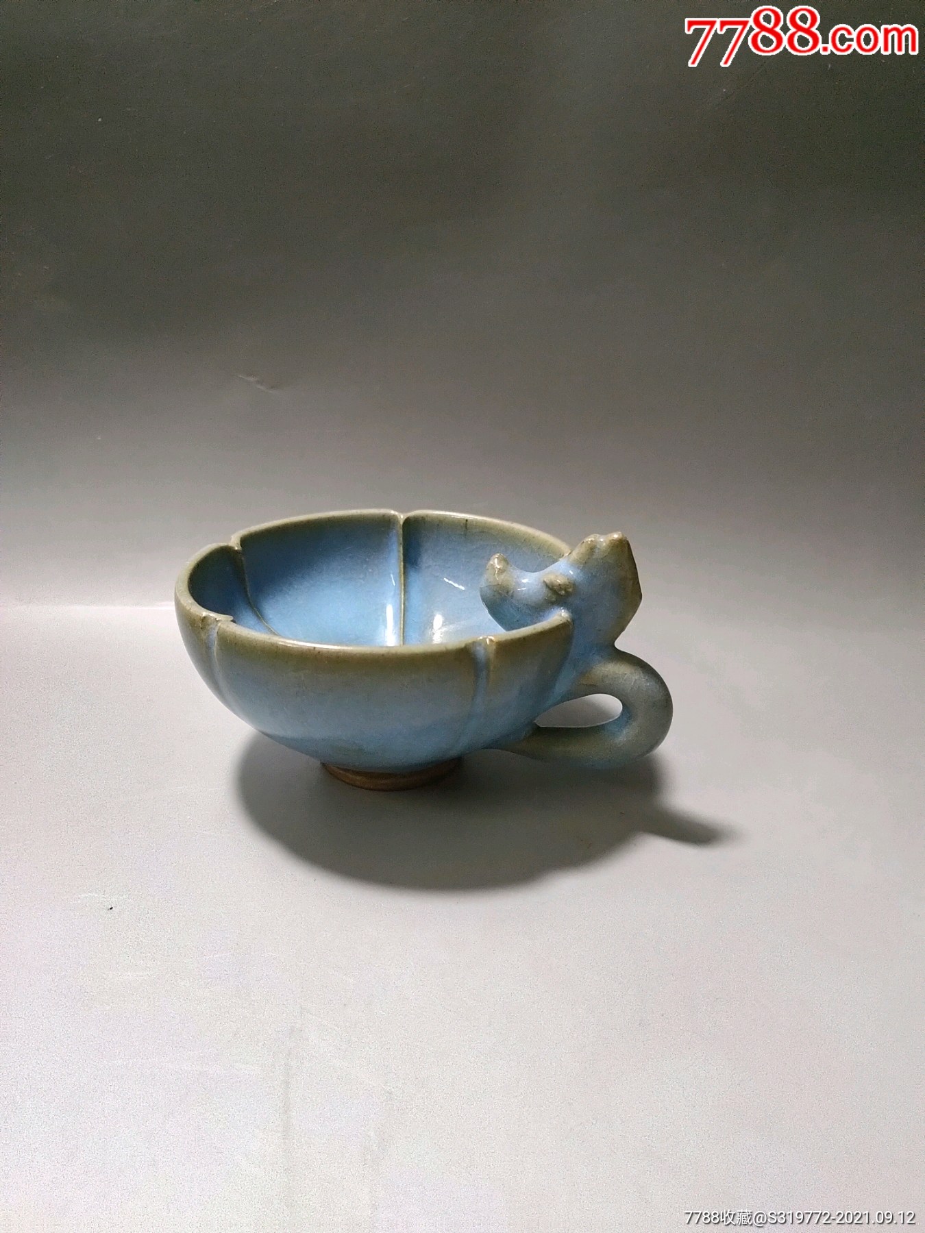 钧窑龙头杯老钧瓷