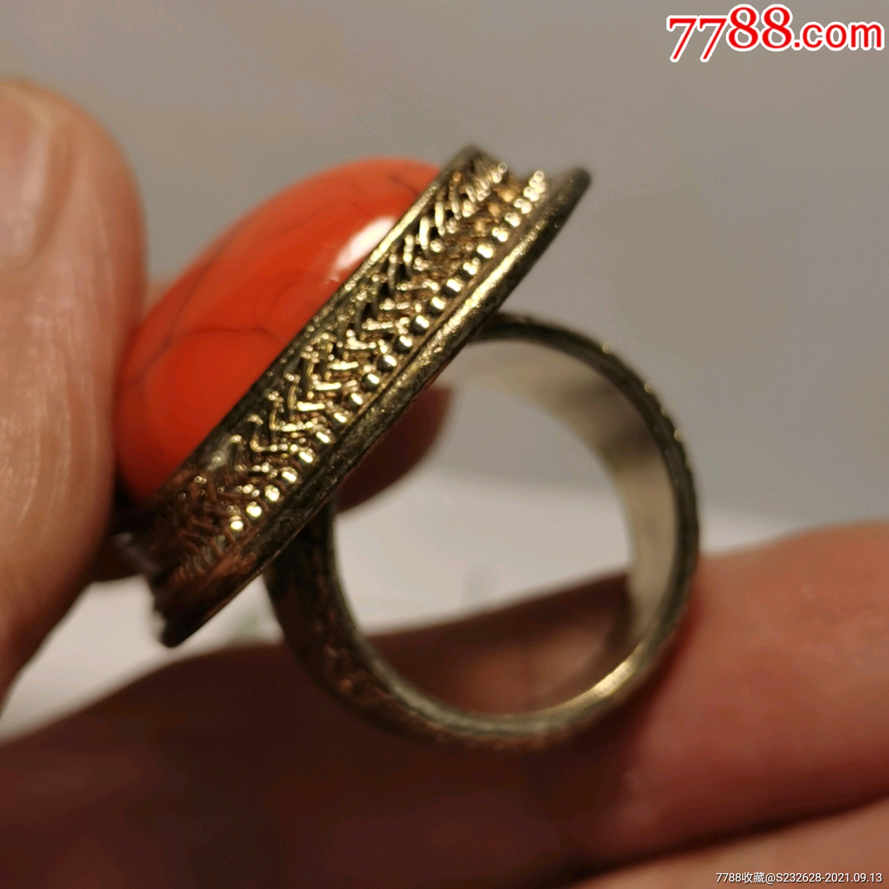 五千年小店y391仿古风红色较大镶嵌面合金戒指前些年仿古古董饰物饰品