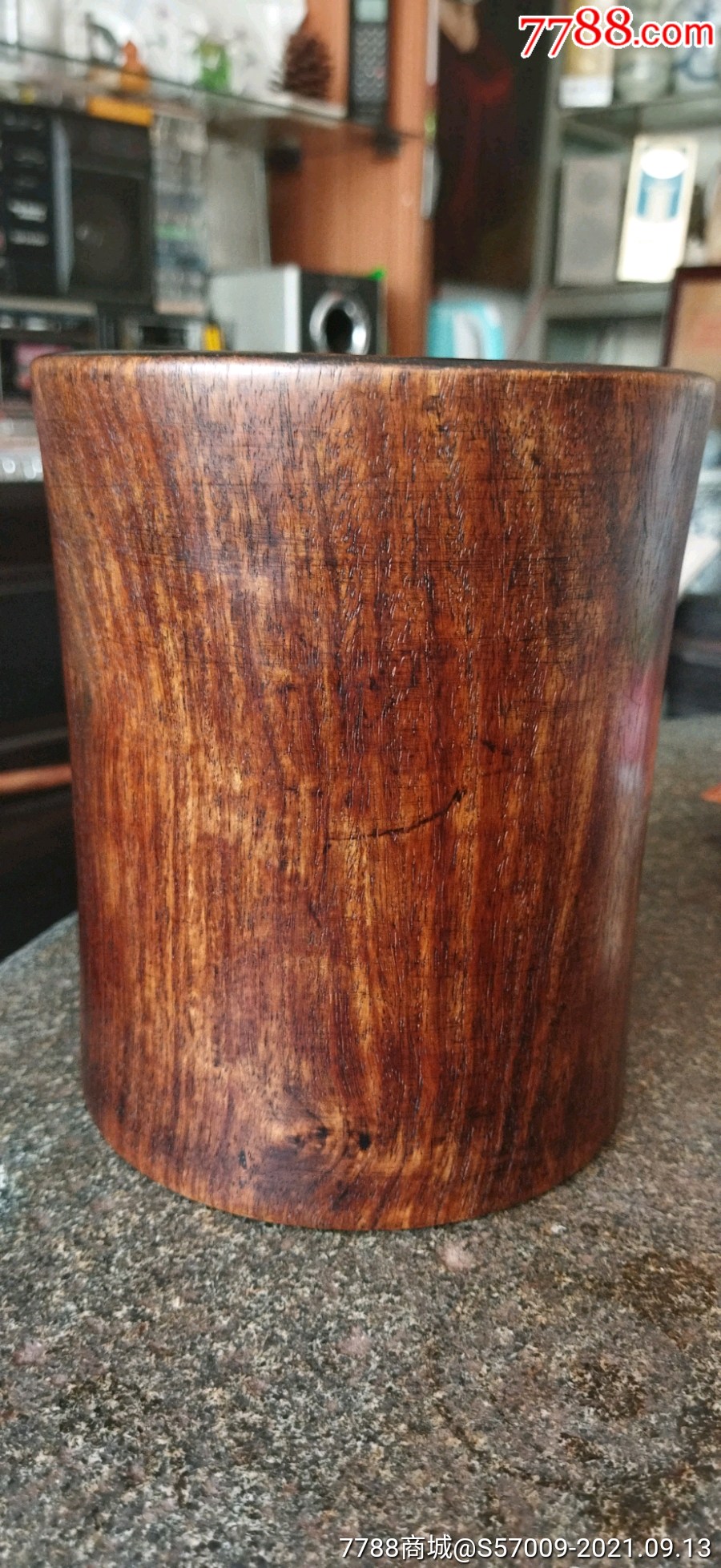 海南黄花梨老笔筒