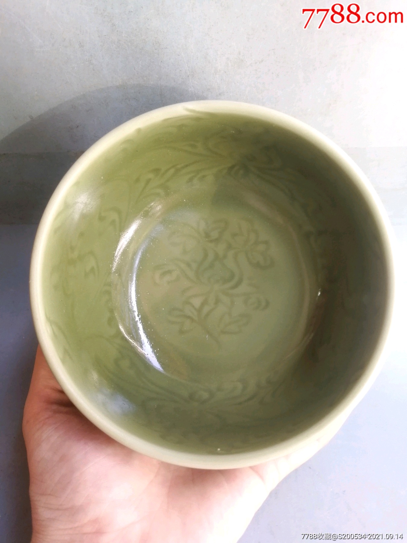 瓷器古玩收藏古董龙泉窑投资升值礼品摆件龙泉刻花大碗明代龙泉刻花碗