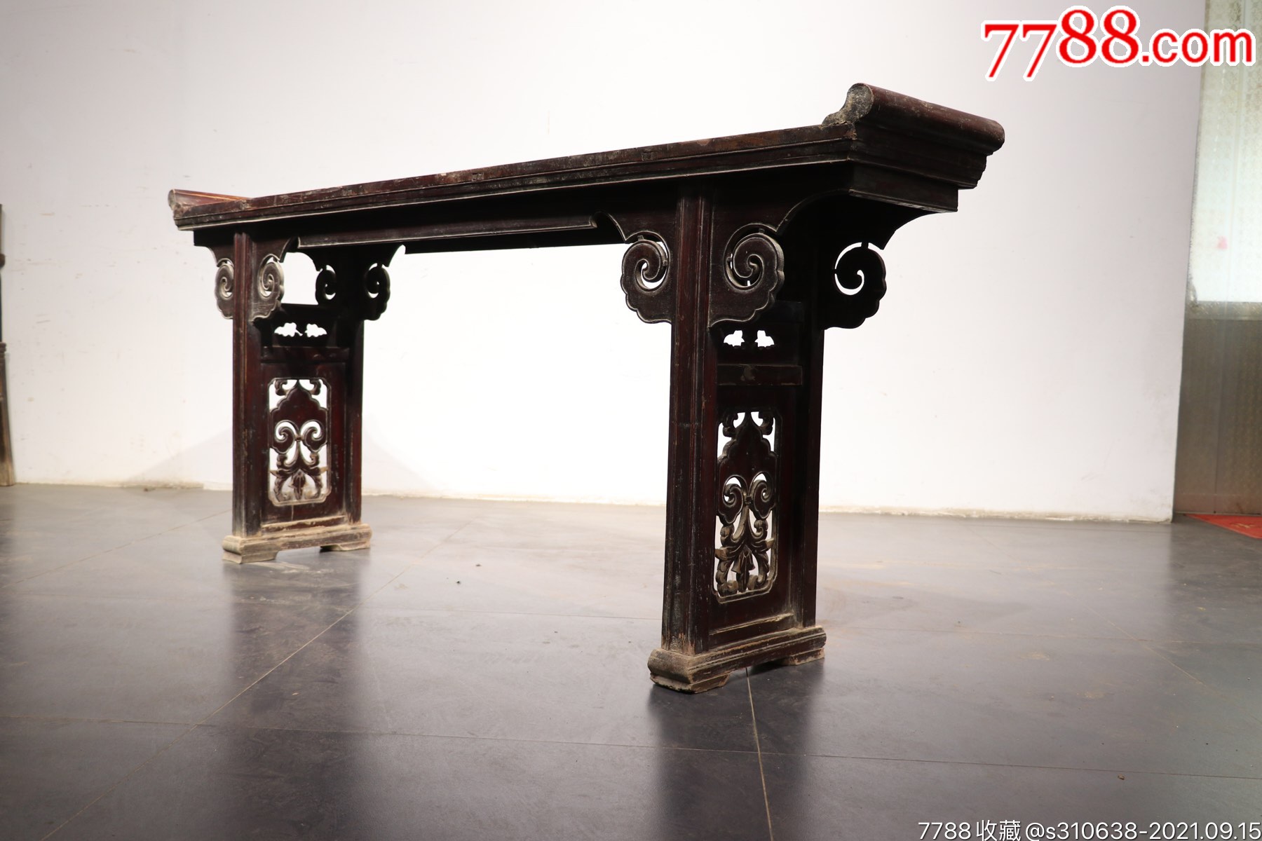 清代卷云纹小香案10