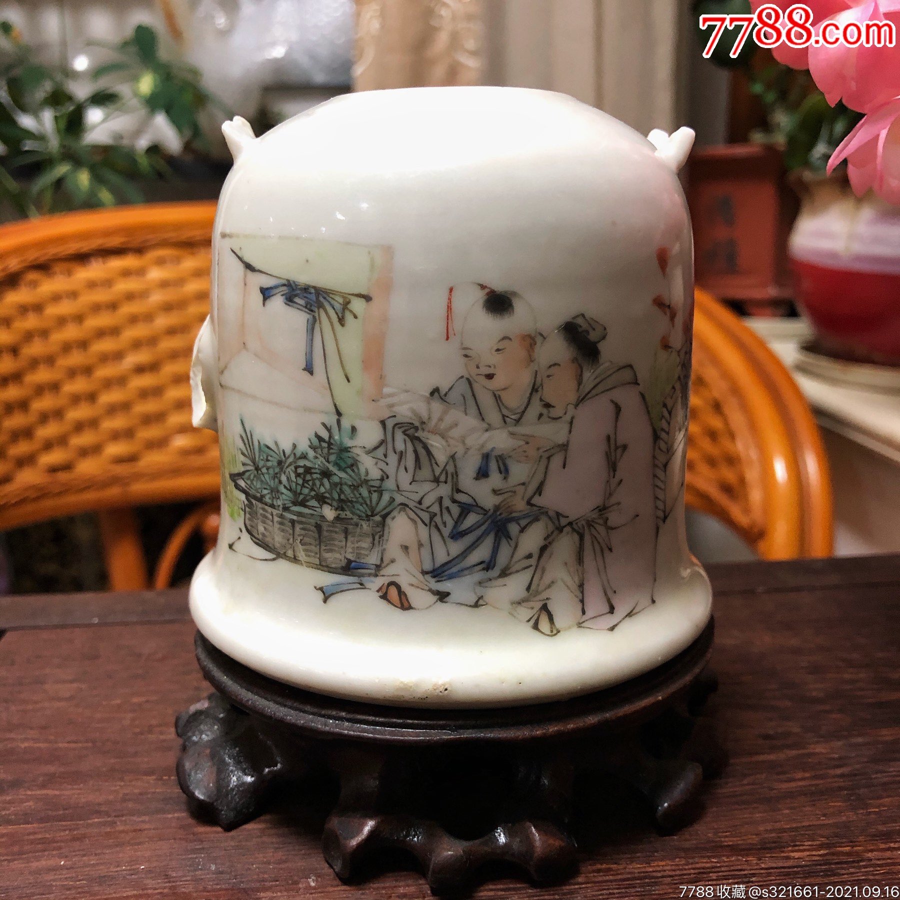 晚清大名家马庆云浅绛人物金钟提梁壶