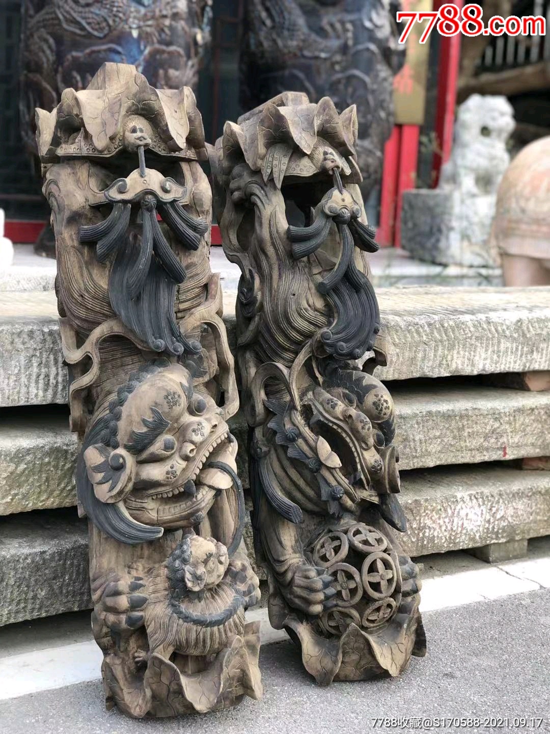 清代精品樟木雕狮子滚绣球牛腿一对高浮雕工艺工艺雕刻精美寓意好适合