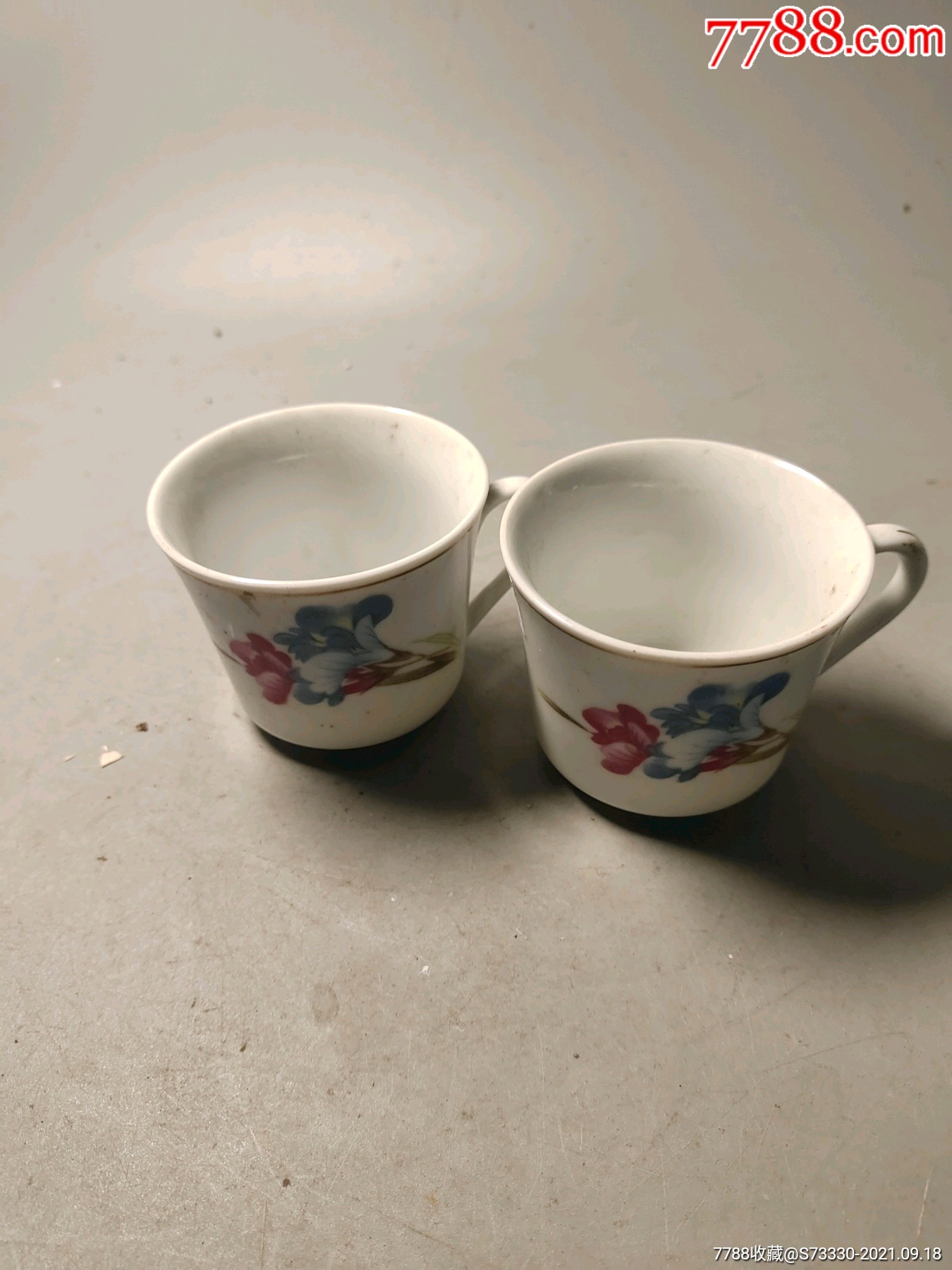80年代左右花卉小杯子一对