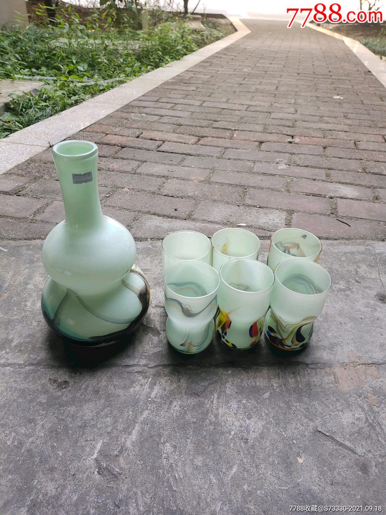 怀旧老物件民俗收藏80年代左右拉丝玻璃葫芦造型凉水瓶一套