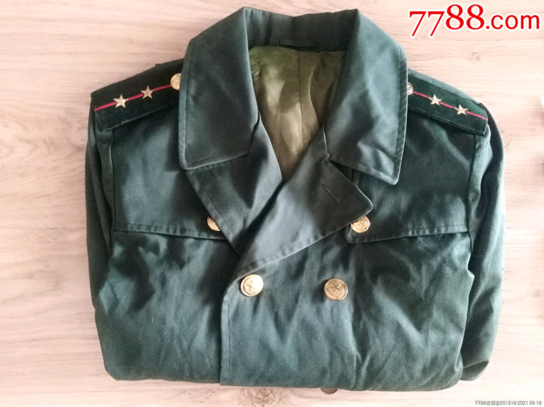 一件已退役很不错的87式武井干部风衣