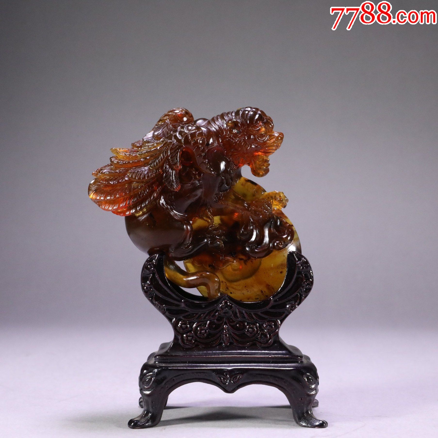 琥珀如虎添翼摆件