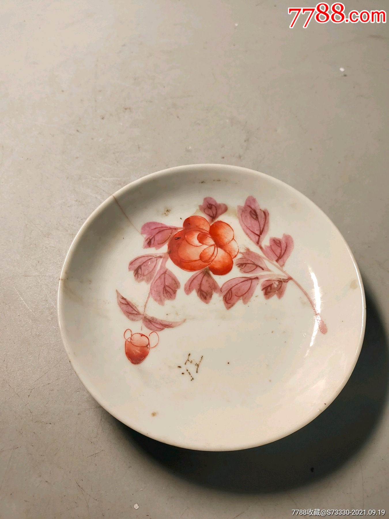 民国瓷,手绘花卉小碟子,开线