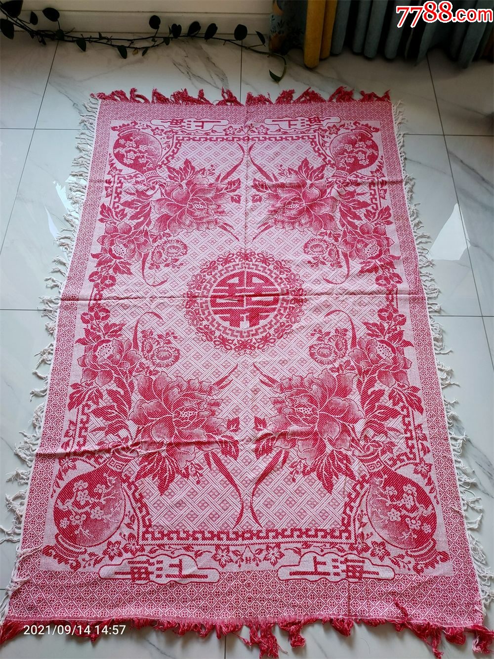 怀旧收藏八十年代线毯梅花牡丹上海喜字图案红底尺寸120*190cm-毛毯
