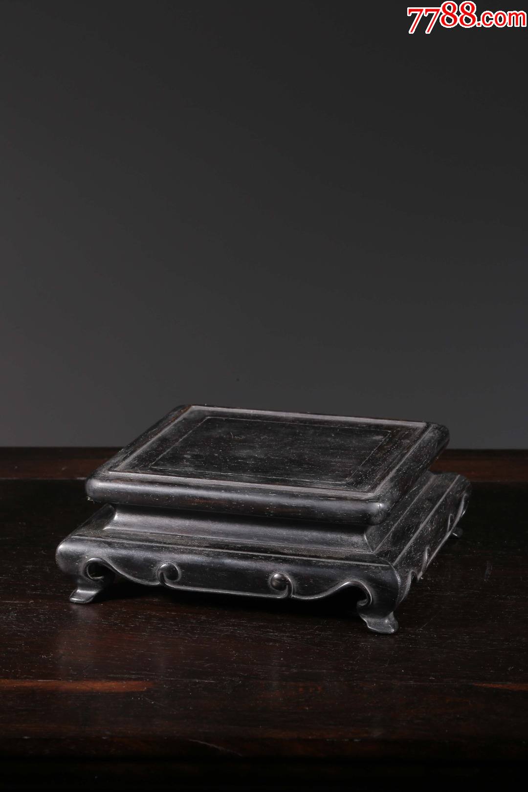 小叶紫檀如意纹文房底座