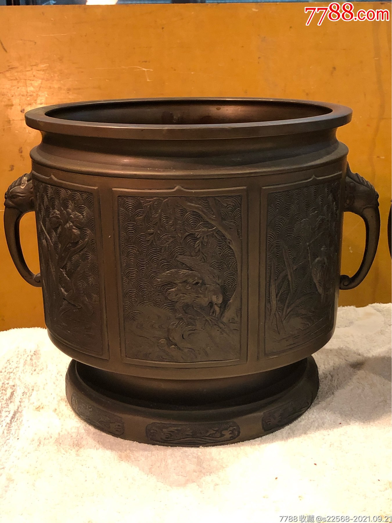 日本明治时期铜香炉一对