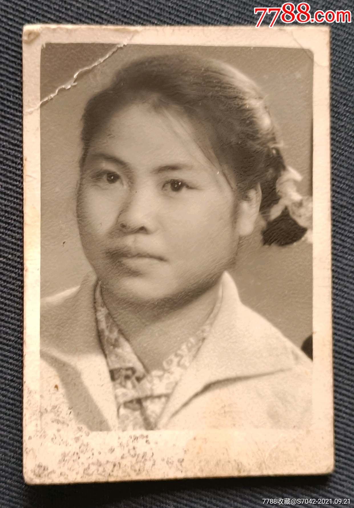 六十年代老照片美女半身照