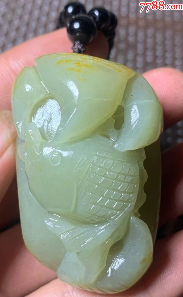 和田玉鹰爪鲤鱼寓意抓住机遇手把件563434毫米98克zz342