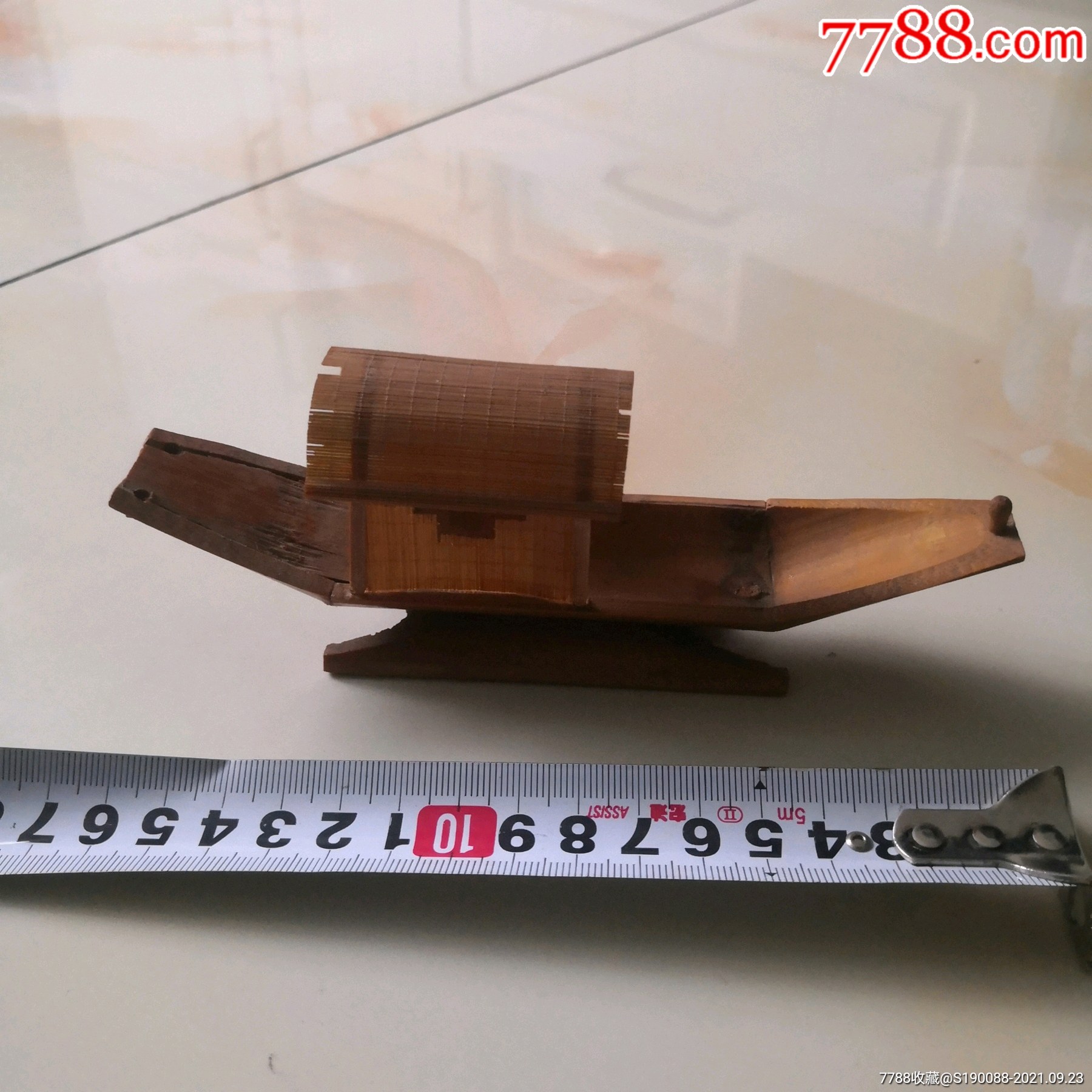 老物件竹子制摆件小船
