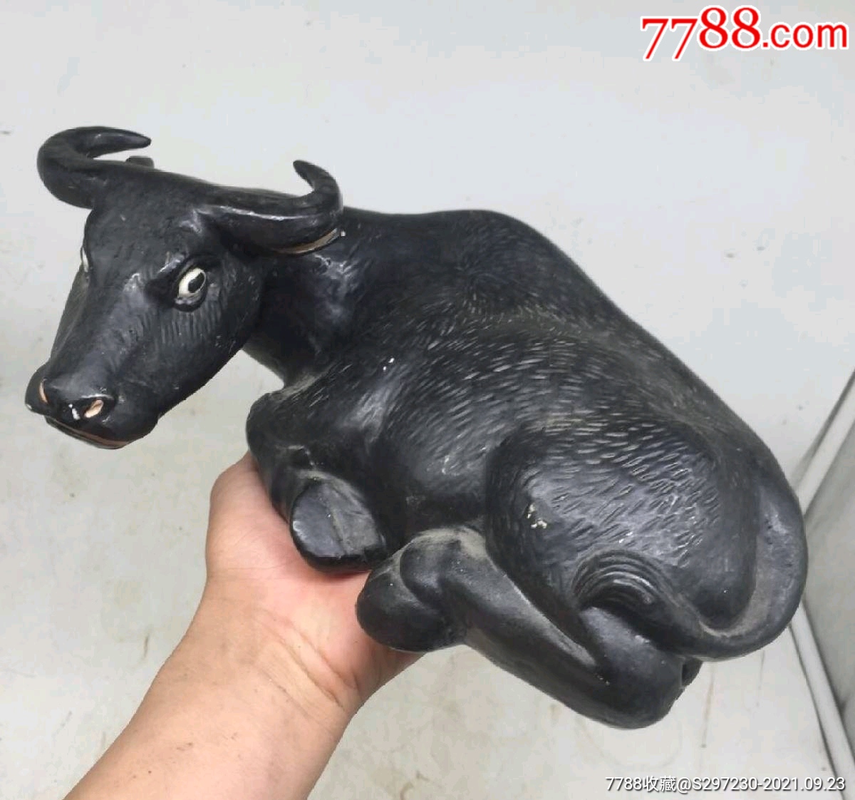 民国瓷牛完整