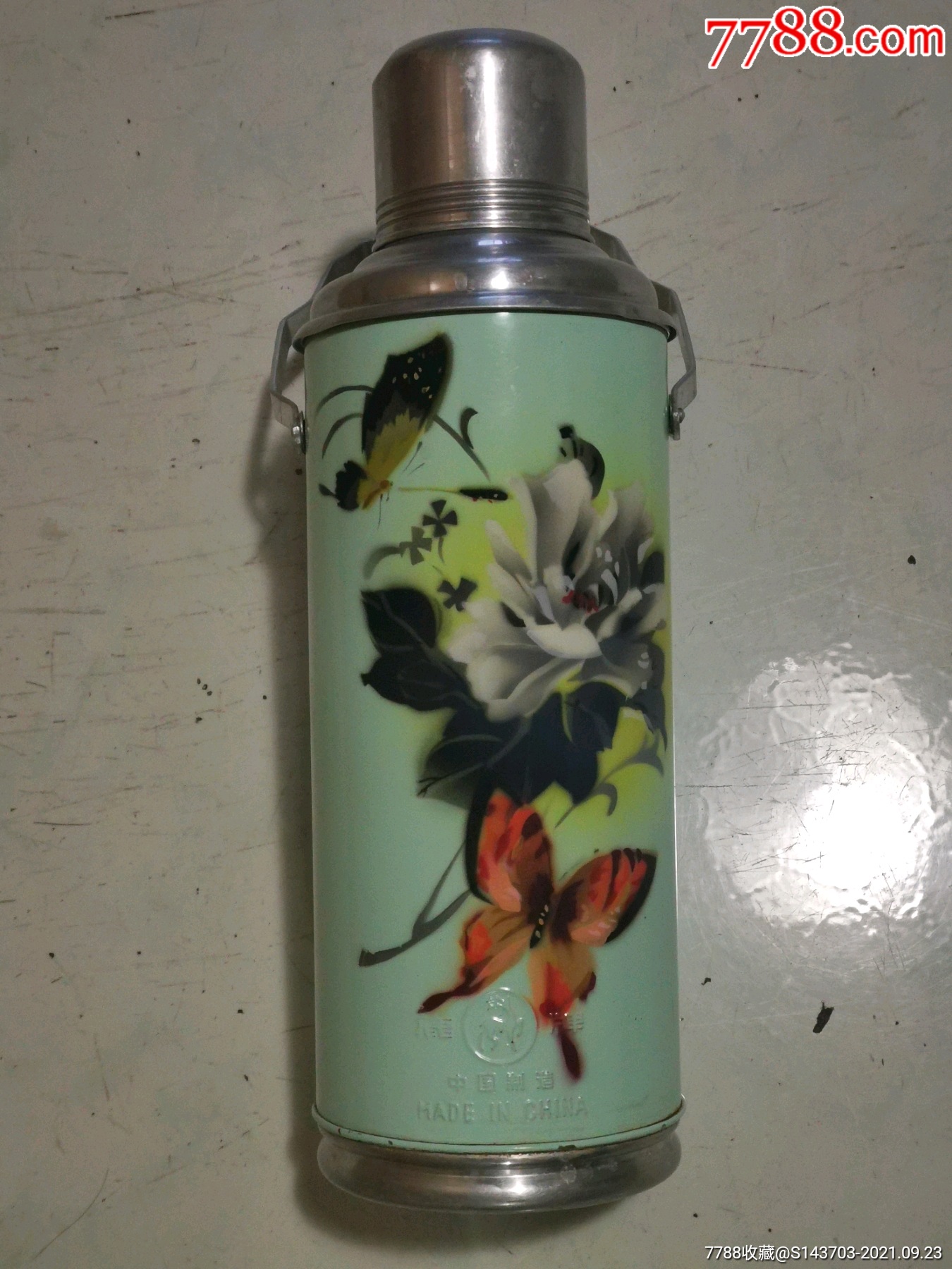 鹿牌铁皮暖水瓶中号