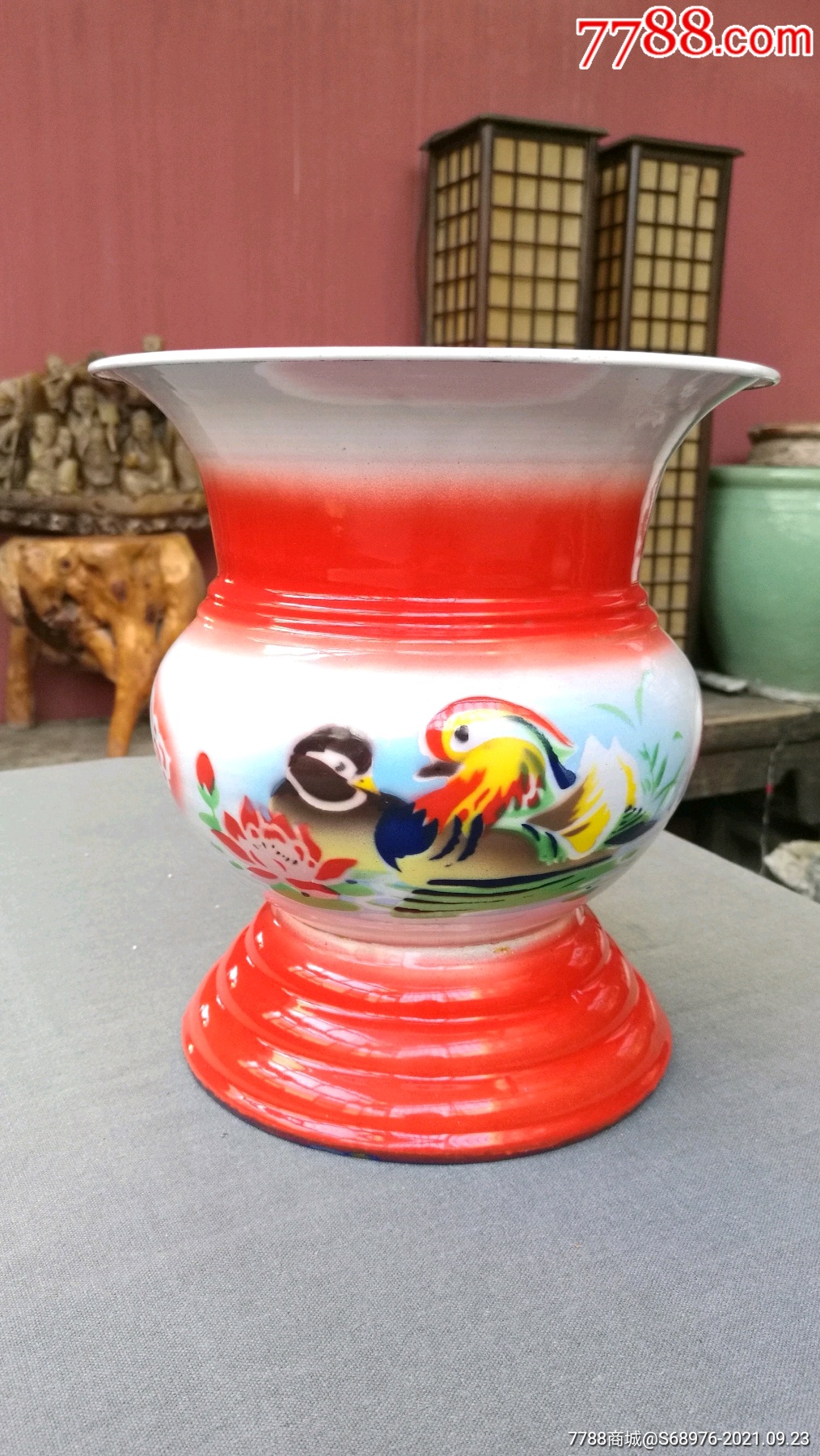 老痰盂,80年代搪瓷桶,全新未用,喜字鸳鸯图案,飞机牌,82年6月,杭州