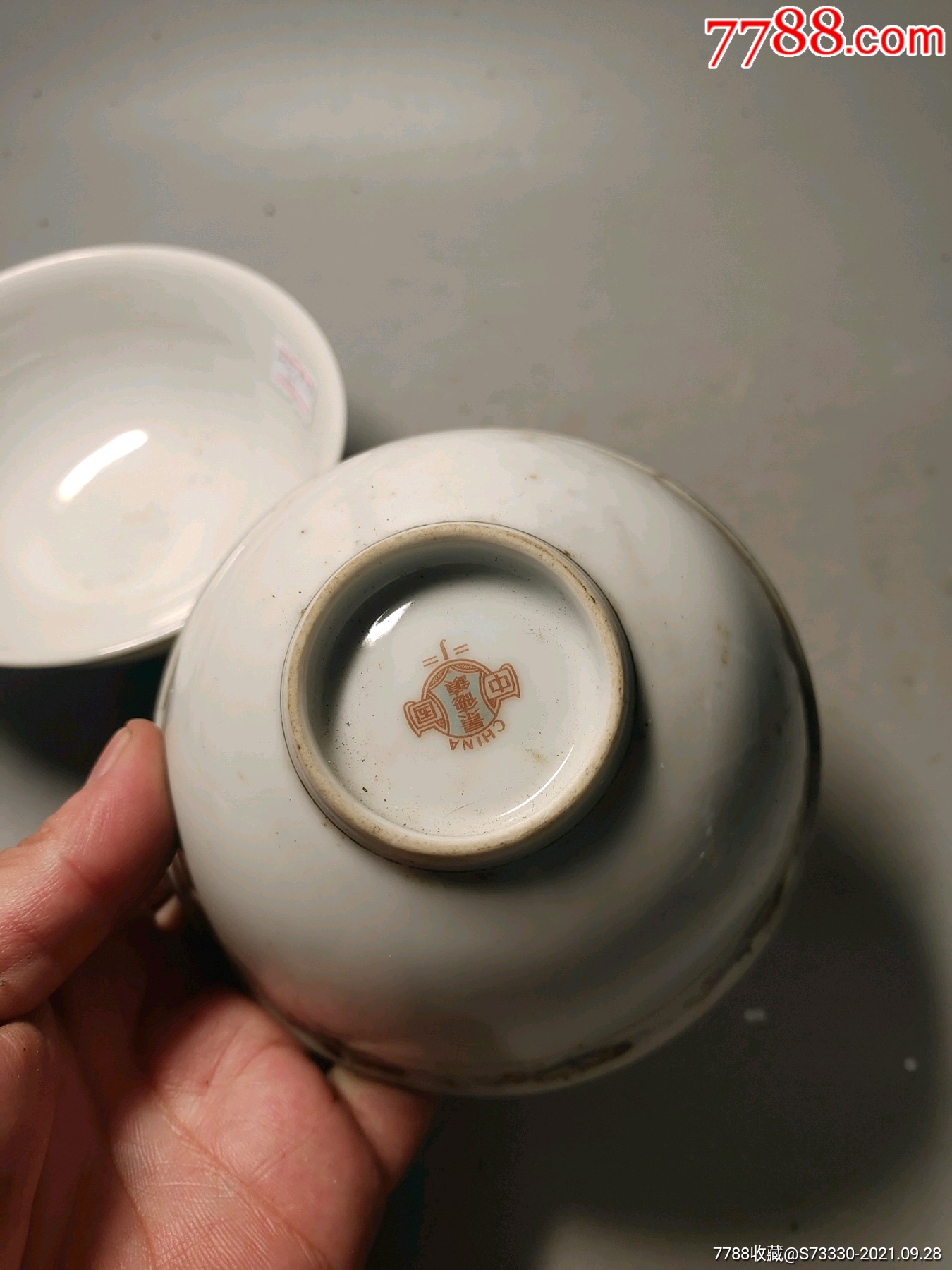 60年代左右,景德镇灯笼款,花边小碗一对