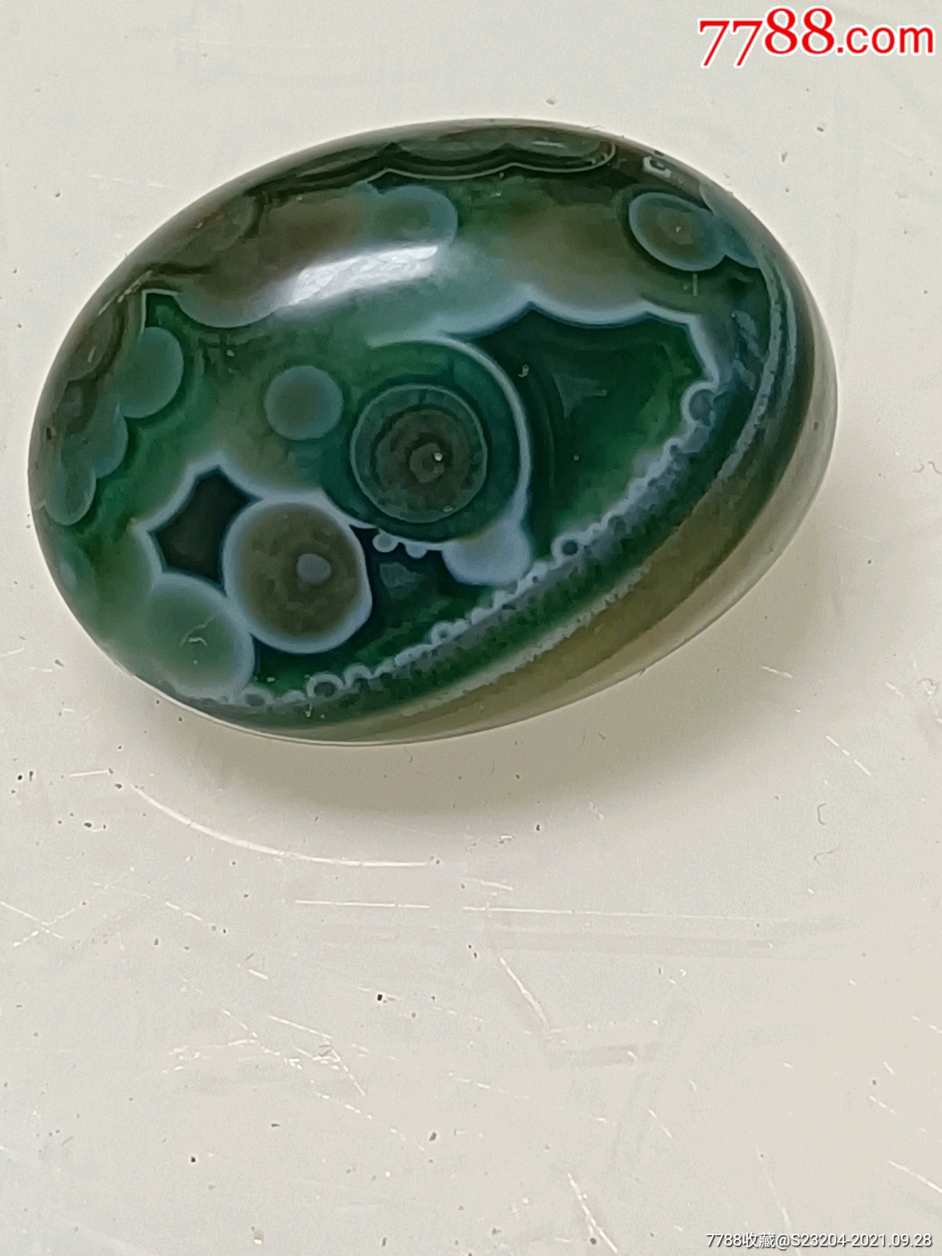 精美南京雨花石9块一盒其中少见的绿色雨花石3个有带眼的