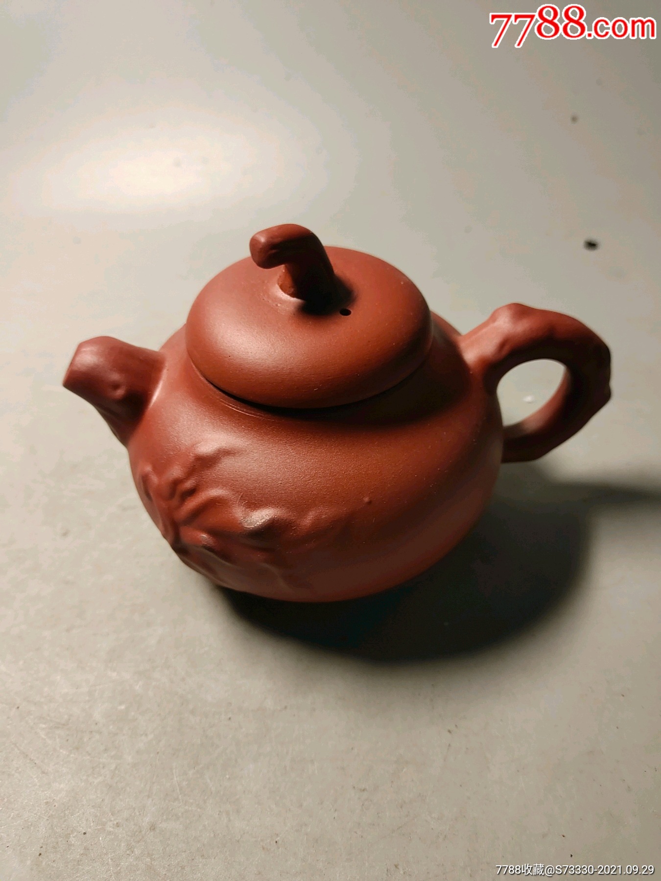 早期注浆紫砂壶一把