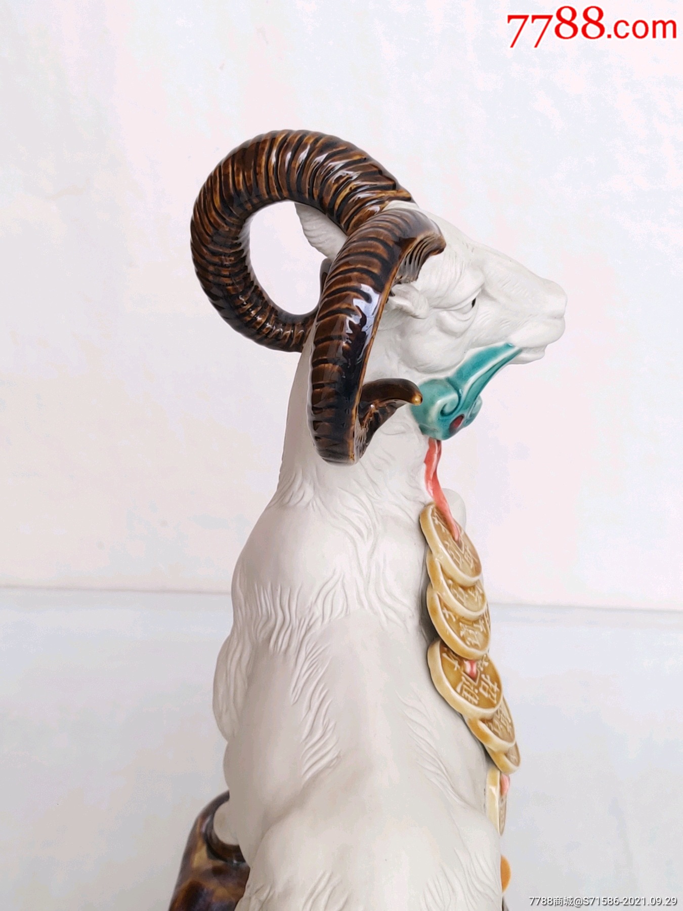 石湾窑大师罗明佳生肖羊精品(灵羊献瑞)