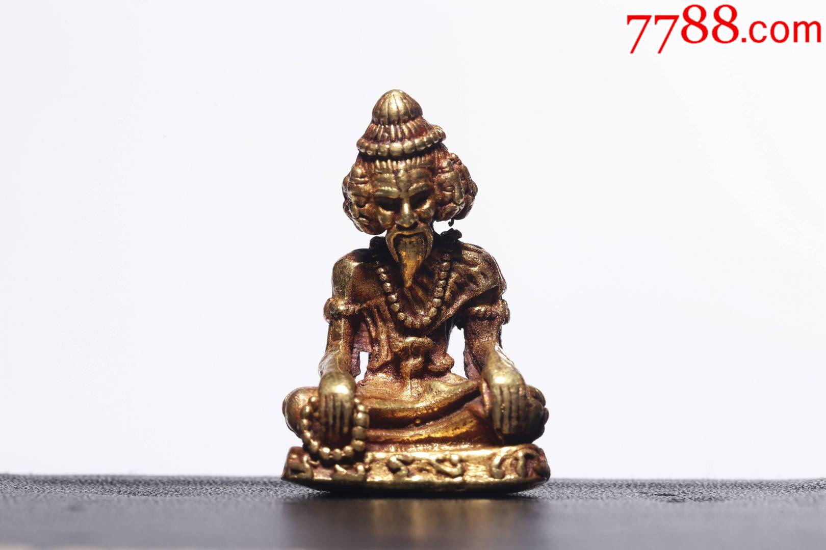 九面上师小金佛