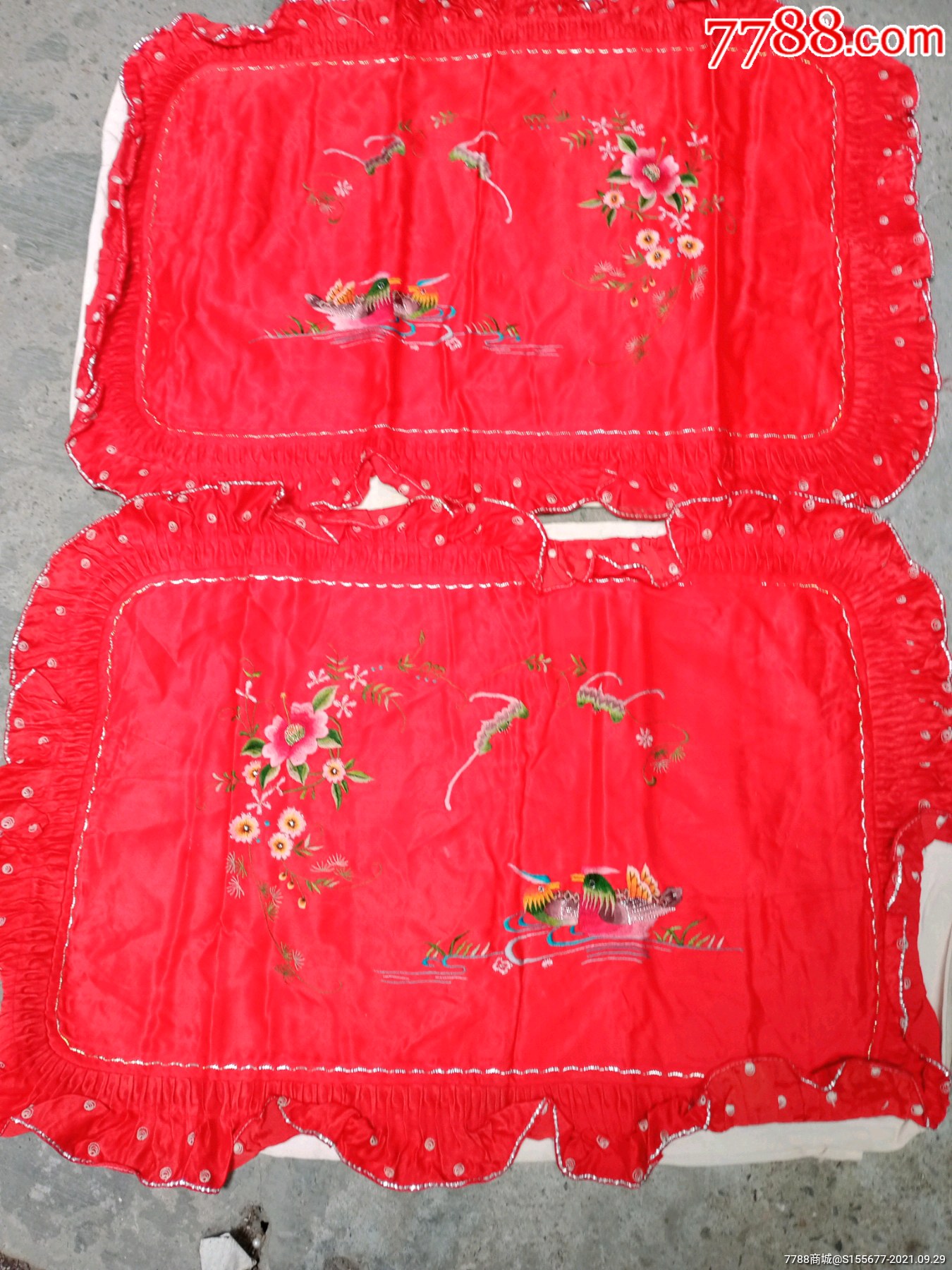 绣花枕头套一对